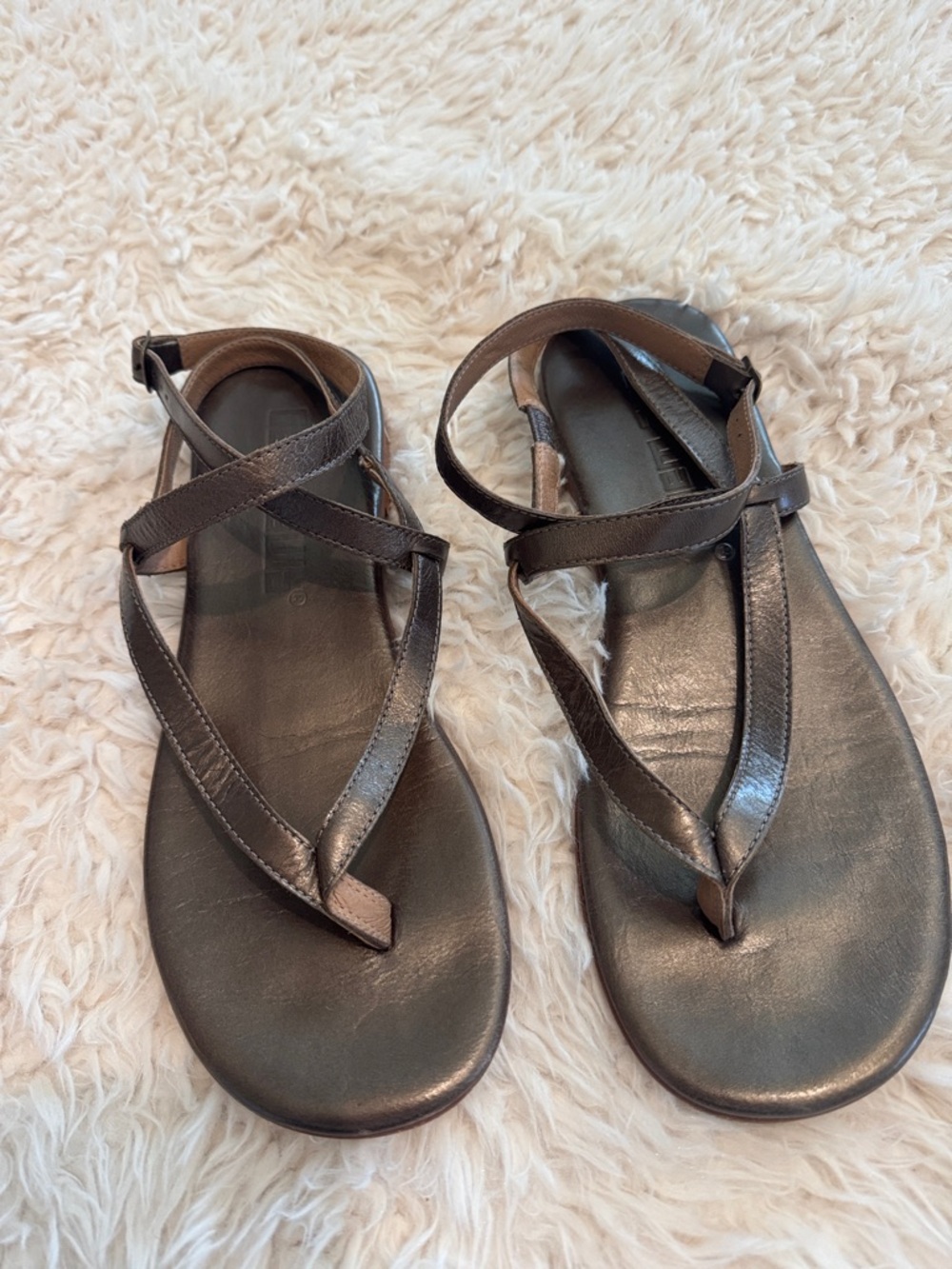 Classic Leather Strappy Women's Sandals with Ankle Strap